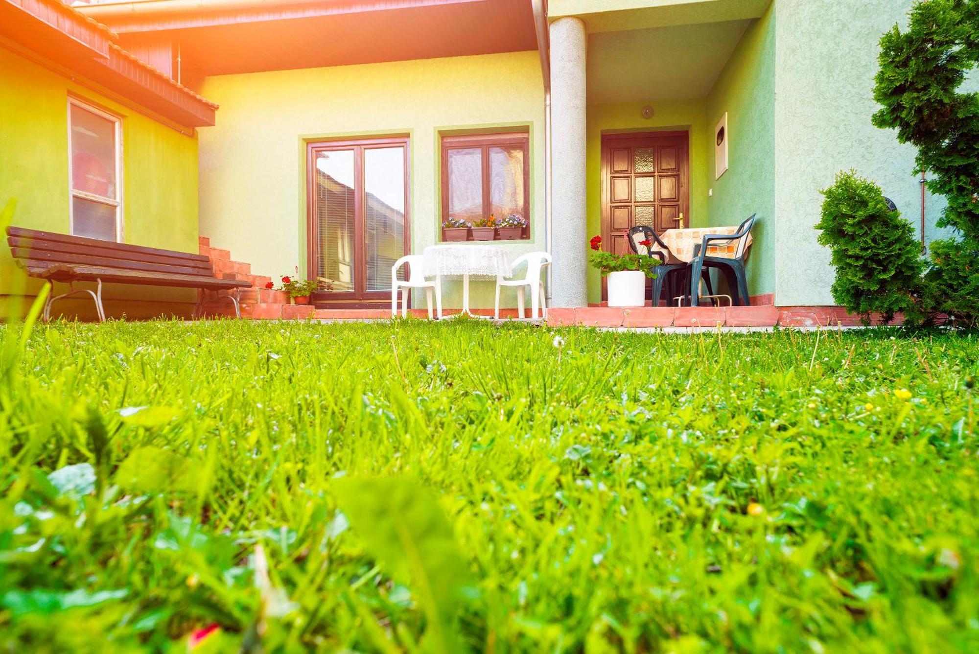 Apartmani Slavica Ягодина Екстериор снимка