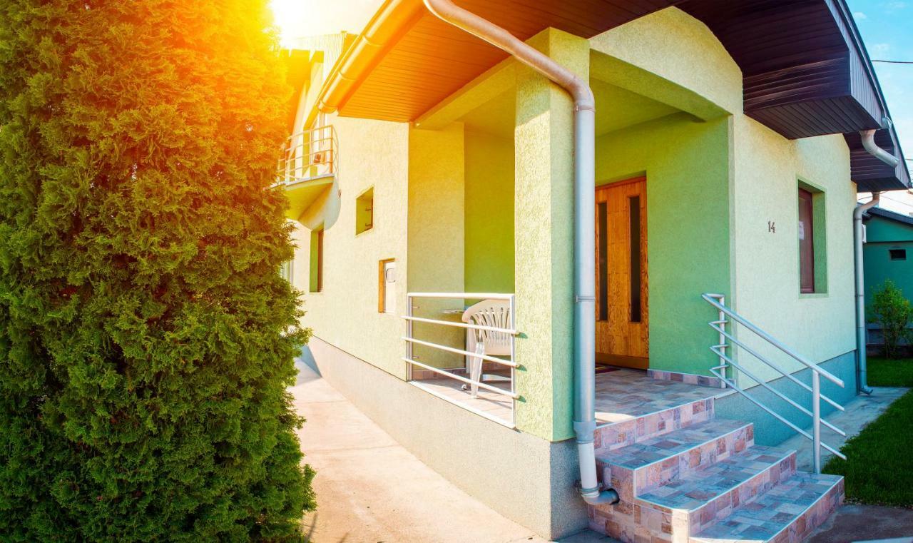 Apartmani Slavica Ягодина Екстериор снимка