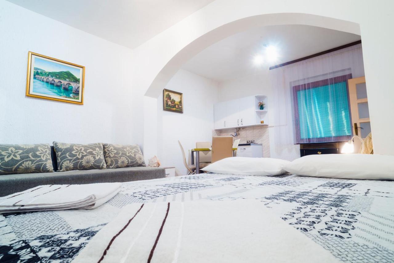 Apartmani Slavica Ягодина Екстериор снимка