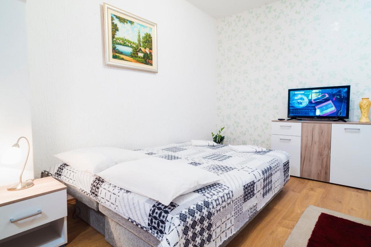 Apartmani Slavica Ягодина Екстериор снимка